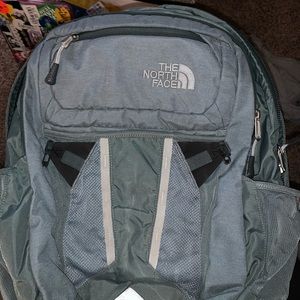 North face recon backpack